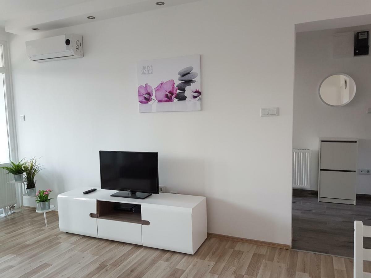 Apartment Alex Miramare ザグレブ エクステリア 写真
